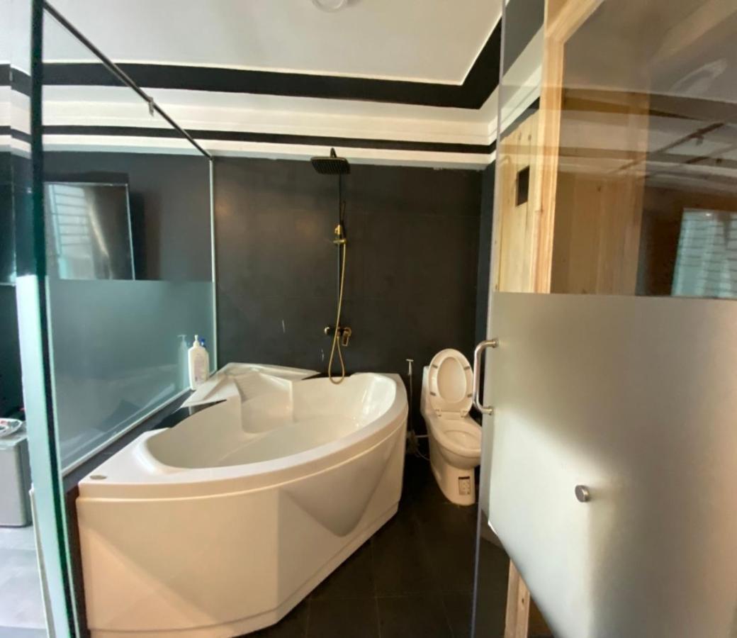 Oyo 705 Lucy House TP. Hồ Chí Minh